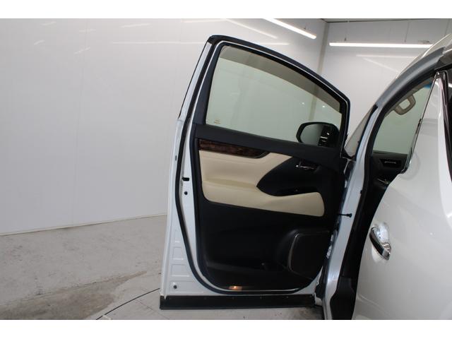 アルファード 2.5G 後期型 禁煙 3眼LEDヘッド 純正10インチナビ 後席12.1インチナビ バックカメラ フルセグ デジタルインナーミラー 両側電動スライドドア トヨタセーフティセンス レーダークルーズコントロール(38枚目)