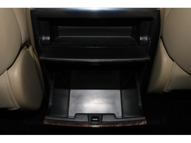 アルファード 2.5G 後期型 禁煙 3眼LEDヘッド 純正10インチナビ 後席12.1インチナビ バックカメラ フルセグ デジタルインナーミラー 両側電動スライドドア トヨタセーフティセンス レーダークルーズコントロール(43枚目)