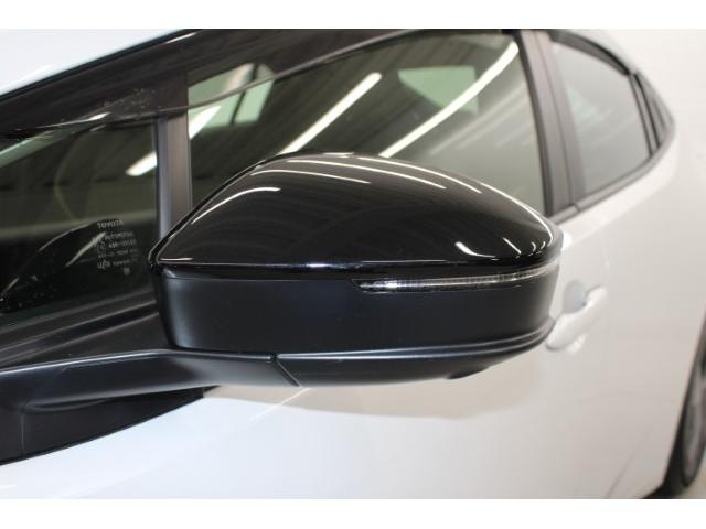 プリウス Ｕ　禁煙車　セーフティパッケージＩＩＩ　グラディエントブラック内装　全周囲カメラ　１００Ｖ電源　ステアリングヒーター　クリアランスソナー　ＢＳＭ　ＥＴＣ２．０　衝突軽減ブレーキ　オートマッチハイビーム（20枚目）