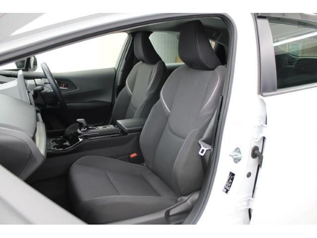 プリウス Ｕ　禁煙車　セーフティパッケージＩＩＩ　グラディエントブラック内装　全周囲カメラ　１００Ｖ電源　ステアリングヒーター　クリアランスソナー　ＢＳＭ　ＥＴＣ２．０　衝突軽減ブレーキ　オートマッチハイビーム（43枚目）