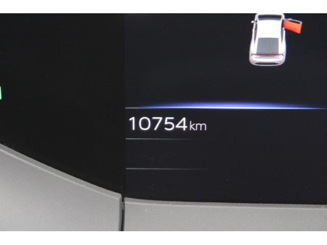 プリウス Ｕ　禁煙車　セーフティパッケージＩＩＩ　グラディエントブラック内装　全周囲カメラ　１００Ｖ電源　ステアリングヒーター　クリアランスソナー　ＢＳＭ　ＥＴＣ２．０　衝突軽減ブレーキ　オートマッチハイビーム（55枚目）