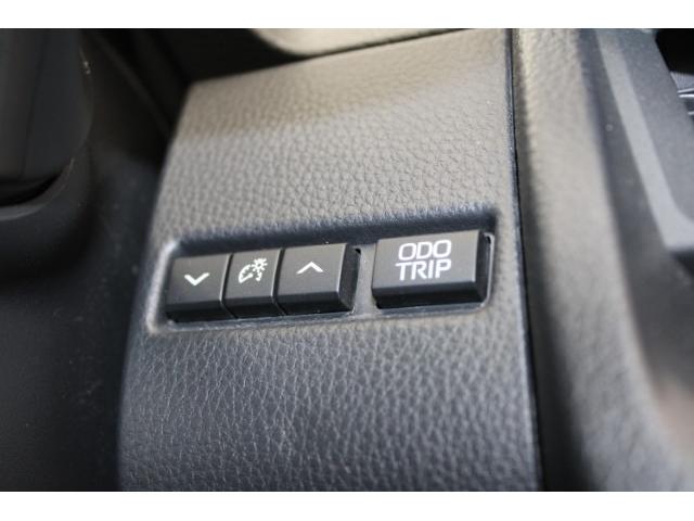 プリウス Ｕ　禁煙車　セーフティパッケージＩＩＩ　グラディエントブラック内装　全周囲カメラ　１００Ｖ電源　ステアリングヒーター　クリアランスソナー　ＢＳＭ　ＥＴＣ２．０　衝突軽減ブレーキ　オートマッチハイビーム（57枚目）