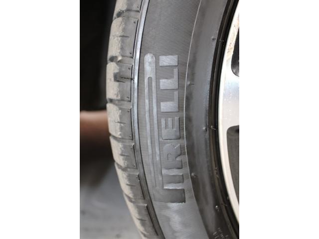 エクシーガクロスオーバー７ ２．５ｉアイサイト　禁煙車　カロッツェリアナビ　フルセグ　バックカメラ　アイサイトＶｅｒ２　レーダークルーズ　ハーフレザー　タン内装　シートヒーター　パワーシート　パドルシフト　ルーフレール　純正１７インチＡＷ　ＥＴＣ（25枚目）