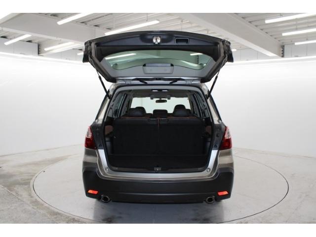 エクシーガクロスオーバー７ ２．５ｉアイサイト　禁煙車　カロッツェリアナビ　フルセグ　バックカメラ　アイサイトＶｅｒ２　レーダークルーズ　ハーフレザー　タン内装　シートヒーター　パワーシート　パドルシフト　ルーフレール　純正１７インチＡＷ　ＥＴＣ（75枚目）