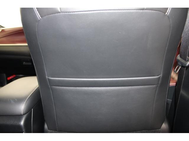 ハリアー プレミアム 後期 禁煙 純正9インチナビ フルセグ バックカメラ 電動Rゲート トヨタセーフティセンス レーダークルーズコントロール ハーフレザーシート オートホールド LEDヘッドライト ビルトインETC2.0(5枚目)