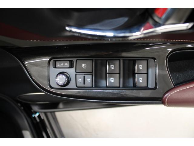 ハリアー プレミアム 後期 禁煙 純正9インチナビ フルセグ バックカメラ 電動Rゲート トヨタセーフティセンス レーダークルーズコントロール ハーフレザーシート オートホールド LEDヘッドライト ビルトインETC2.0(6枚目)