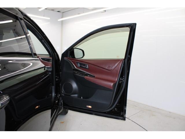 ハリアー プレミアム 後期 禁煙 純正9インチナビ フルセグ バックカメラ 電動Rゲート トヨタセーフティセンス レーダークルーズコントロール ハーフレザーシート オートホールド LEDヘッドライト ビルトインETC2.0(68枚目)