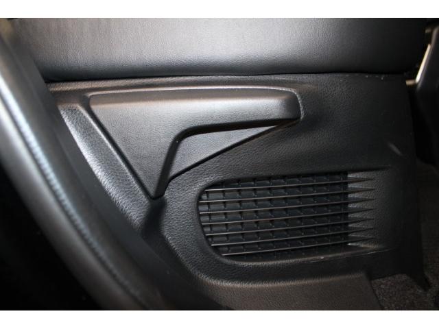 ハリアー プレミアム 後期 禁煙 純正9インチナビ フルセグ バックカメラ 電動Rゲート トヨタセーフティセンス レーダークルーズコントロール ハーフレザーシート オートホールド LEDヘッドライト ビルトインETC2.0(69枚目)