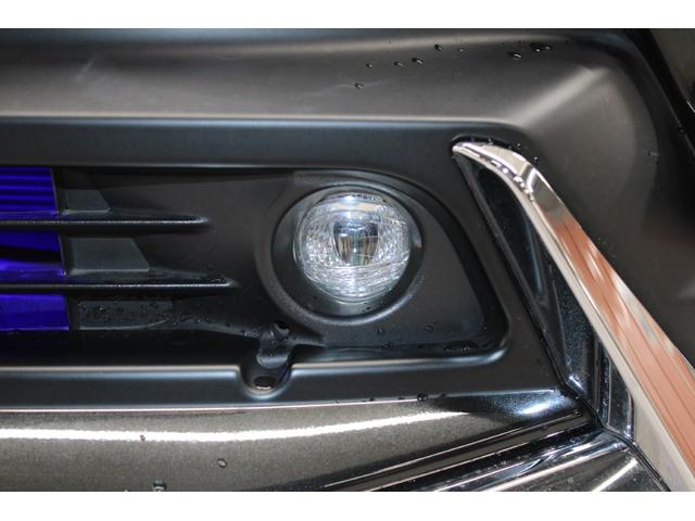 ハリアー Ｚ　レザーパッケージ　禁煙車　モデリスタフルエアロ　純正１２．３型ナビ　全周囲カメラ　フルセグ　ＪＢＬサウンド　セーフティセンス　レーダークルーズ　黒本革シート　シートヒーター　ベンチレーション　パワーシート　ＨＵＤ（17枚目）