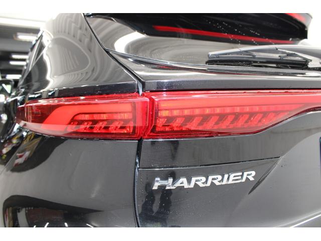 ハリアー Ｚ　レザーパッケージ　禁煙車　モデリスタフルエアロ　純正１２．３型ナビ　全周囲カメラ　フルセグ　ＪＢＬサウンド　セーフティセンス　レーダークルーズ　黒本革シート　シートヒーター　ベンチレーション　パワーシート　ＨＵＤ（19枚目）