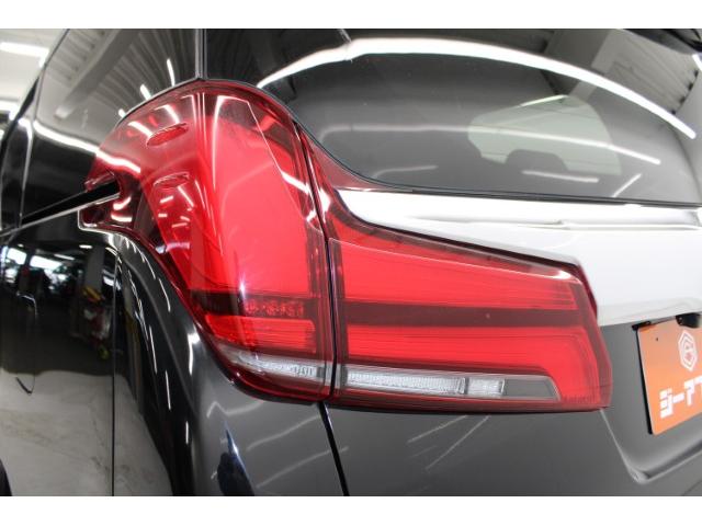 アルファード ２．５Ｓ　後期型　禁煙車　イクリプスナビ　フルセグ　バックカメラ　トヨタセーフティセンス　レーダークルーズコントロール　片側電動スライドドア　レーンアシスト　オートマチックハイビーム　純正１８インチＡＷ　ＥＴＣ（19枚目）