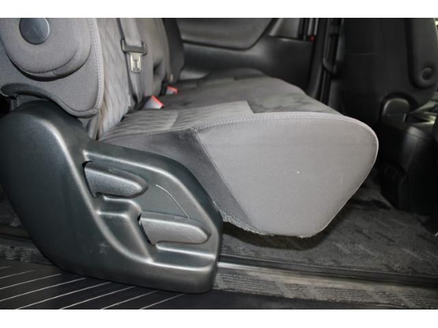 アルファード ２．５Ｓ　後期型　禁煙車　イクリプスナビ　フルセグ　バックカメラ　トヨタセーフティセンス　レーダークルーズコントロール　片側電動スライドドア　レーンアシスト　オートマチックハイビーム　純正１８インチＡＷ　ＥＴＣ（36枚目）