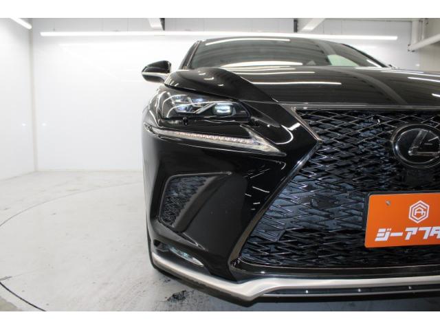 NX NX300 Fスポーツ 後期型 禁煙車 ムーンルーフ 純正10.3インチディスプレイ サイド・バックカメラ 本革シート ETC2.0 三眼LEDヘッドライト ステアリングヒーター アダプティブヘッドライト シートエアコン(12枚目)