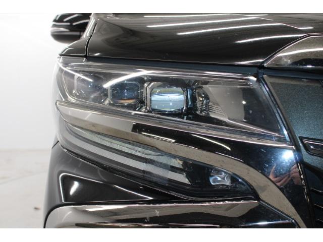 アルファード ２．５Ｓ　タイプゴールド　後期型　禁煙車　フルモデリスタ　三眼ＬＥＤヘッドライト　１３．３インチフリップダウンモニター　９インチ純正ディスプレイ　バックカメラ　アダプティブヘッドライト　両側電動ドア　レーダークルーズ（12枚目）