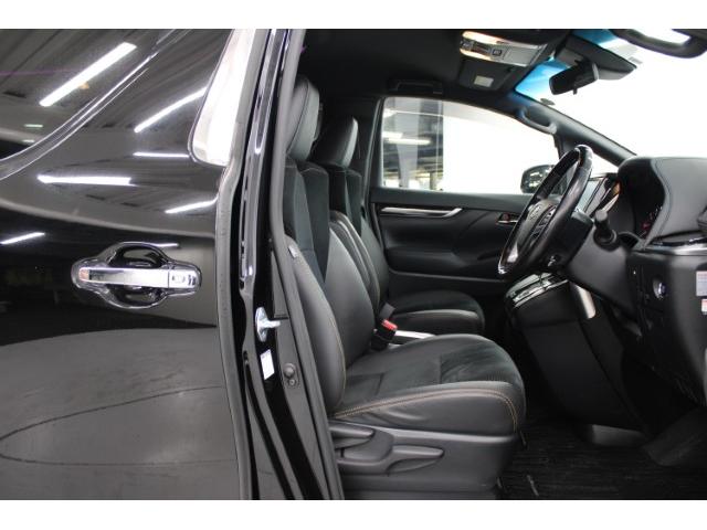 アルファード ２．５Ｓ　タイプゴールド　後期型　禁煙車　フルモデリスタ　三眼ＬＥＤヘッドライト　１３．３インチフリップダウンモニター　９インチ純正ディスプレイ　バックカメラ　アダプティブヘッドライト　両側電動ドア　レーダークルーズ（29枚目）