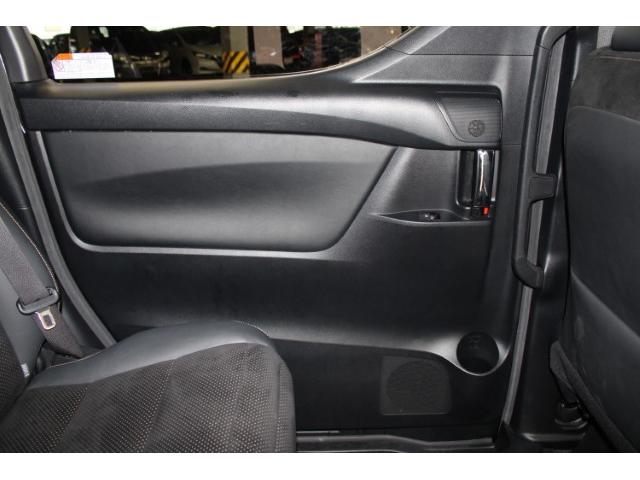 アルファード ２．５Ｓ　タイプゴールド　後期型　禁煙車　フルモデリスタ　三眼ＬＥＤヘッドライト　１３．３インチフリップダウンモニター　９インチ純正ディスプレイ　バックカメラ　アダプティブヘッドライト　両側電動ドア　レーダークルーズ（38枚目）