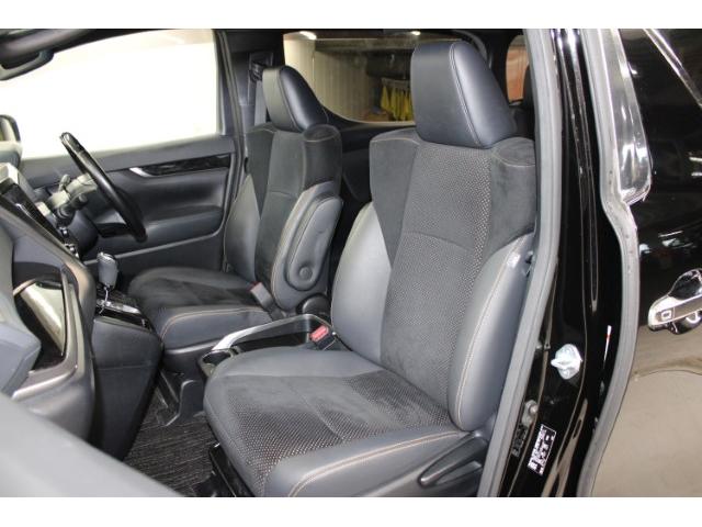 アルファード ２．５Ｓ　タイプゴールド　後期型　禁煙車　フルモデリスタ　三眼ＬＥＤヘッドライト　１３．３インチフリップダウンモニター　９インチ純正ディスプレイ　バックカメラ　アダプティブヘッドライト　両側電動ドア　レーダークルーズ（39枚目）