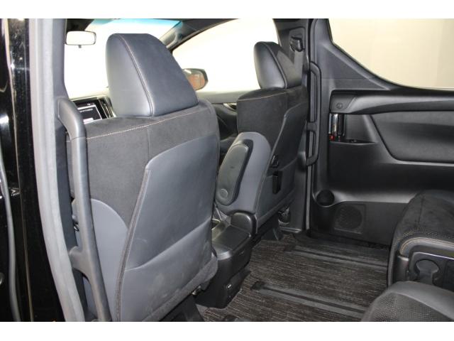 アルファード ２．５Ｓ　タイプゴールド　後期型　禁煙車　フルモデリスタ　三眼ＬＥＤヘッドライト　１３．３インチフリップダウンモニター　９インチ純正ディスプレイ　バックカメラ　アダプティブヘッドライト　両側電動ドア　レーダークルーズ（44枚目）