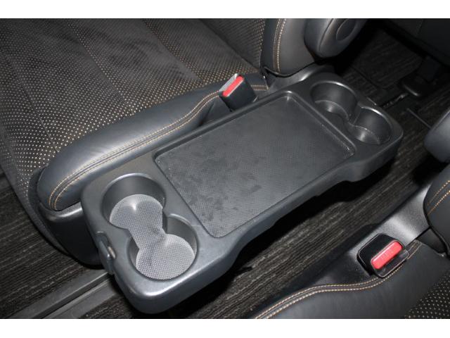 アルファード ２．５Ｓ　タイプゴールド　後期型　禁煙車　フルモデリスタ　三眼ＬＥＤヘッドライト　１３．３インチフリップダウンモニター　９インチ純正ディスプレイ　バックカメラ　アダプティブヘッドライト　両側電動ドア　レーダークルーズ（50枚目）