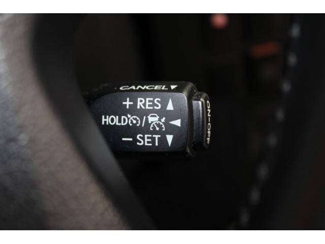 アルファード ２．５Ｓ　タイプゴールド　後期型　禁煙車　フルモデリスタ　三眼ＬＥＤヘッドライト　１３．３インチフリップダウンモニター　９インチ純正ディスプレイ　バックカメラ　アダプティブヘッドライト　両側電動ドア　レーダークルーズ（64枚目）