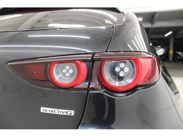 ＭＡＺＤＡ３ファストバック １５Ｓツーリング　禁煙車　６ＭＴ　純正ナビ　全周囲モニター　純正１８インチナビ　純正アルミホイール　アダプティブクル－ズコントロール　ＢＳＭ衝突軽減ブレーキ　フルセグ　ＬＥＤヘッドライト　レーンアシスト　パークアシスト（18枚目）