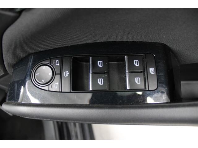 ＭＡＺＤＡ３ファストバック １５Ｓツーリング　禁煙車　６ＭＴ　純正ナビ　全周囲モニター　純正１８インチナビ　純正アルミホイール　アダプティブクル－ズコントロール　ＢＳＭ衝突軽減ブレーキ　フルセグ　ＬＥＤヘッドライト　レーンアシスト　パークアシスト（30枚目）