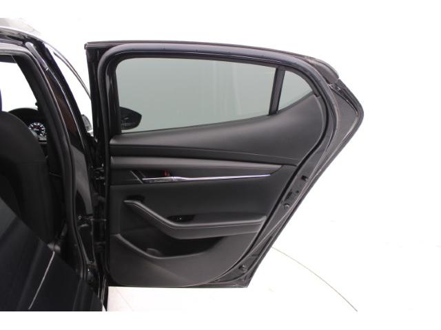 ＭＡＺＤＡ３ファストバック １５Ｓツーリング　禁煙車　６ＭＴ　純正ナビ　全周囲モニター　純正１８インチナビ　純正アルミホイール　アダプティブクル－ズコントロール　ＢＳＭ衝突軽減ブレーキ　フルセグ　ＬＥＤヘッドライト　レーンアシスト　パークアシスト（35枚目）