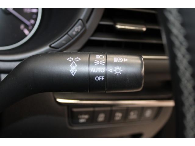 ＭＡＺＤＡ３ファストバック １５Ｓツーリング　禁煙車　６ＭＴ　純正ナビ　全周囲モニター　純正１８インチナビ　純正アルミホイール　アダプティブクル－ズコントロール　ＢＳＭ衝突軽減ブレーキ　フルセグ　ＬＥＤヘッドライト　レーンアシスト　パークアシスト（56枚目）