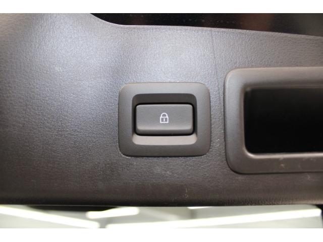 ＭＡＺＤＡ３ファストバック １５Ｓツーリング　禁煙車　６ＭＴ　純正ナビ　全周囲モニター　純正１８インチナビ　純正アルミホイール　アダプティブクル－ズコントロール　ＢＳＭ衝突軽減ブレーキ　フルセグ　ＬＥＤヘッドライト　レーンアシスト　パークアシスト（78枚目）