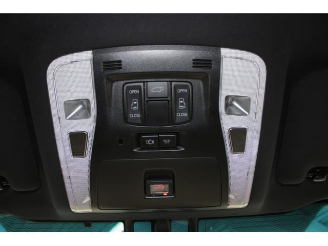 ヴェルファイアハイブリッド エグゼクティブラウンジ　禁煙車　純正１０インチナビ　ＪＢＬサウンド　全周囲カメラ　革シート　両側電動ドア　レーダークルーズ　シートヒーター　後席モニター　応急用スペアタイヤ　オットマン　電動リアゲート　パワーシート（59枚目）