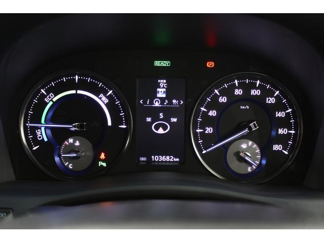 ヴェルファイアハイブリッド エグゼクティブラウンジ　禁煙車　純正１０インチナビ　ＪＢＬサウンド　全周囲カメラ　革シート　両側電動ドア　レーダークルーズ　シートヒーター　後席モニター　応急用スペアタイヤ　オットマン　電動リアゲート　パワーシート（62枚目）