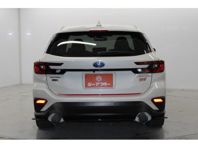 レヴォーグ ＳＴＩスポーツ　ＥＸ　禁煙車　スマートリアビューモニター　純正１１．６インチナビ　フルセグ　Ｆ，Ｓ，Ｂカメラ　柿本改マフラー　革シート　レーダークルーズ　電動リアゲート　ビルドインＥＴＣ　シートエアコン　パワーシート（7枚目）