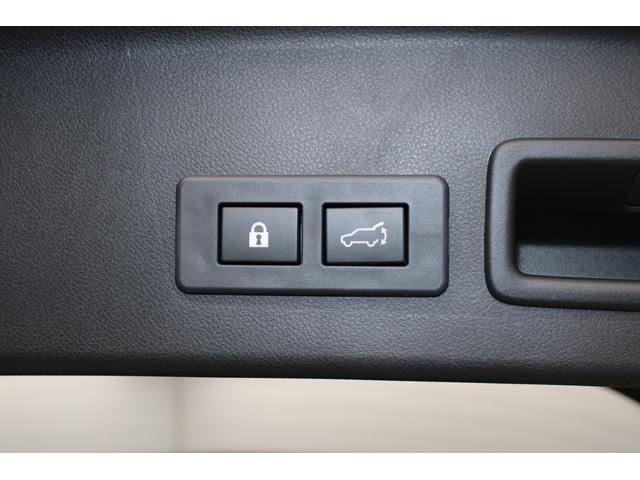 レヴォーグ ＳＴＩスポーツ　ＥＸ　禁煙車　スマートリアビューモニター　純正１１．６インチナビ　フルセグ　Ｆ，Ｓ，Ｂカメラ　柿本改マフラー　革シート　レーダークルーズ　電動リアゲート　ビルドインＥＴＣ　シートエアコン　パワーシート（76枚目）