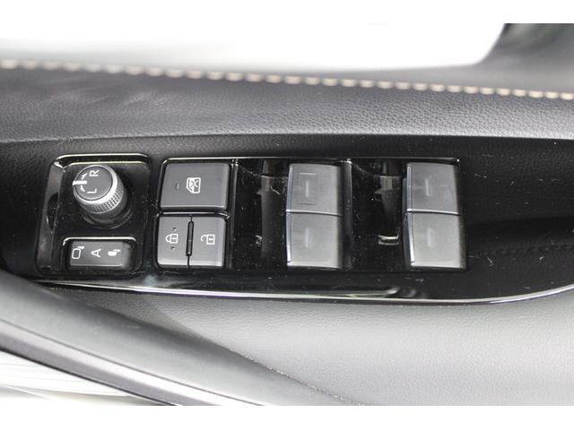 カローラツーリング ハイブリッド　ダブルバイビー　後期　禁煙　ワンオーナー　モデリスタフルエアロ　ＯＰ１０．５インチディスプレイオーディオプラス　ＢＳＭ　バックカメラ　シートヒーター　ステアリングヒーター　ＥＴＣ２．０　レーダークルーズ　ハーフレザー（32枚目）