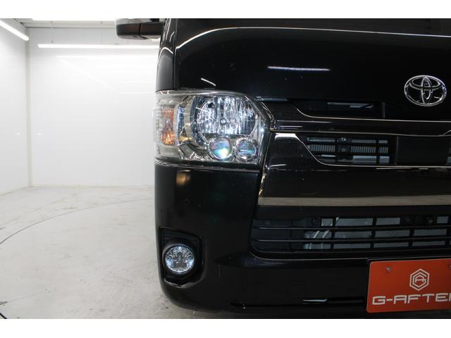 ハイエースバン スーパーＧＬ　ダークプライムＩＩ　禁煙車　純正ナビ　全周囲カメラ　フルセグ　ＬＥＤヘッドランプ　両側スライド　セーフティセンス　ＥＴＣ　リヤクーラー　リヤヒーター　スマートキー　ＡＣ１００Ｖ　ハーフレザー　本革巻き黒木目調ステアリング（12枚目）