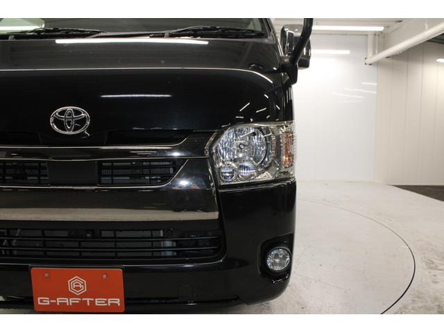 ハイエースバン スーパーＧＬ　ダークプライムＩＩ　禁煙車　純正ナビ　全周囲カメラ　フルセグ　ＬＥＤヘッドランプ　両側スライド　セーフティセンス　ＥＴＣ　リヤクーラー　リヤヒーター　スマートキー　ＡＣ１００Ｖ　ハーフレザー　本革巻き黒木目調ステアリング（15枚目）