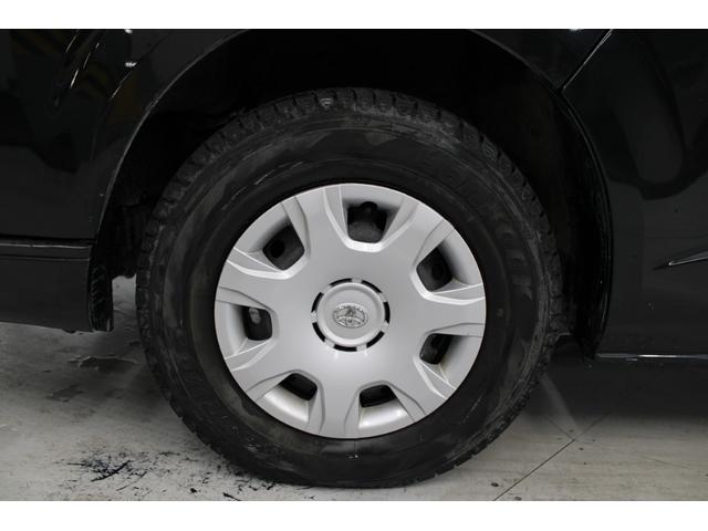 ハイエースバン スーパーＧＬ　ダークプライムＩＩ　禁煙車　純正ナビ　全周囲カメラ　フルセグ　ＬＥＤヘッドランプ　両側スライド　セーフティセンス　ＥＴＣ　リヤクーラー　リヤヒーター　スマートキー　ＡＣ１００Ｖ　ハーフレザー　本革巻き黒木目調ステアリング（22枚目）