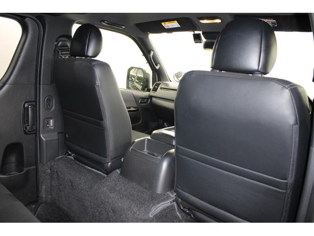 ハイエースバン スーパーＧＬ　ダークプライムＩＩ　禁煙車　純正ナビ　全周囲カメラ　フルセグ　ＬＥＤヘッドランプ　両側スライド　セーフティセンス　ＥＴＣ　リヤクーラー　リヤヒーター　スマートキー　ＡＣ１００Ｖ　ハーフレザー　本革巻き黒木目調ステアリング（35枚目）