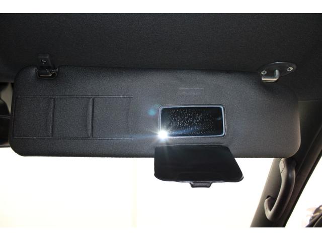 ハイエースバン スーパーＧＬ　ダークプライムＩＩ　禁煙車　純正ナビ　全周囲カメラ　フルセグ　ＬＥＤヘッドランプ　両側スライド　セーフティセンス　ＥＴＣ　リヤクーラー　リヤヒーター　スマートキー　ＡＣ１００Ｖ　ハーフレザー　本革巻き黒木目調ステアリング（47枚目）