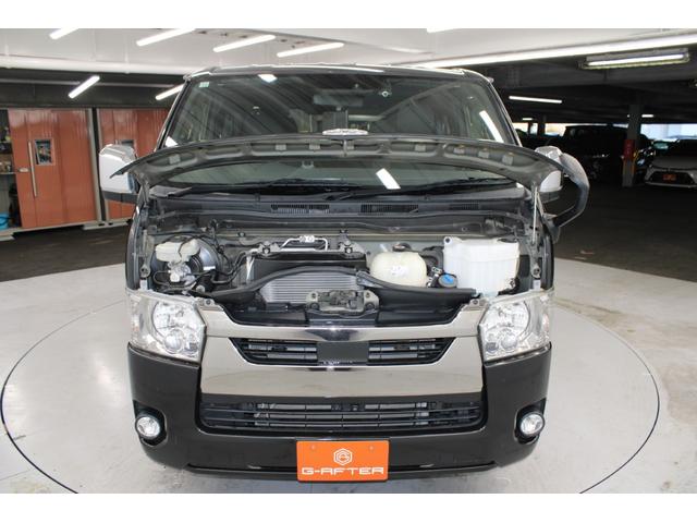 ハイエースバン スーパーＧＬ　ダークプライムＩＩ　禁煙車　純正ナビ　全周囲カメラ　フルセグ　ＬＥＤヘッドランプ　両側スライド　セーフティセンス　ＥＴＣ　リヤクーラー　リヤヒーター　スマートキー　ＡＣ１００Ｖ　ハーフレザー　本革巻き黒木目調ステアリング（71枚目）