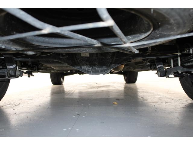 ハイエースバン スーパーＧＬ　ダークプライムＩＩ　禁煙車　純正ナビ　全周囲カメラ　フルセグ　ＬＥＤヘッドランプ　両側スライド　セーフティセンス　ＥＴＣ　リヤクーラー　リヤヒーター　スマートキー　ＡＣ１００Ｖ　ハーフレザー　本革巻き黒木目調ステアリング（76枚目）