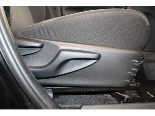 シエンタ ハイブリッドＸ　禁煙　Ｓｔｒａｄａナビ　フルセグ　バックカメラ　トヨタセーフティセンス　レーダークルーズコントロール　片側電動スライドドア　レーンキープ　オートライト　ＬＥＤヘッドライト　ビルトインＥＴＣ２．０　ＢＴ（28枚目）