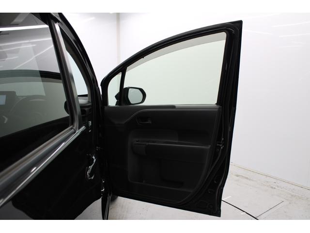 シエンタ ハイブリッドＸ　禁煙　Ｓｔｒａｄａナビ　フルセグ　バックカメラ　トヨタセーフティセンス　レーダークルーズコントロール　片側電動スライドドア　レーンキープ　オートライト　ＬＥＤヘッドライト　ビルトインＥＴＣ２．０　ＢＴ（29枚目）