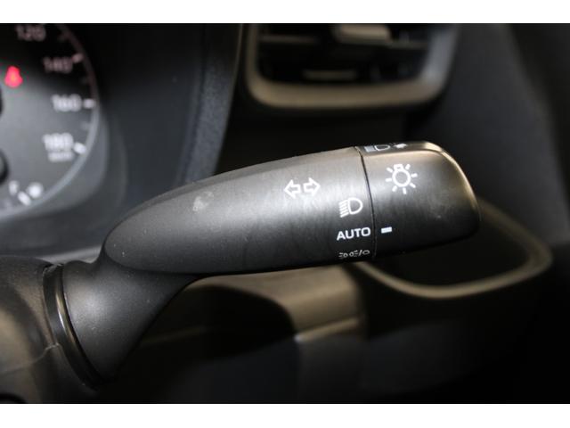 シエンタ ハイブリッドＸ　禁煙　Ｓｔｒａｄａナビ　フルセグ　バックカメラ　トヨタセーフティセンス　レーダークルーズコントロール　片側電動スライドドア　レーンキープ　オートライト　ＬＥＤヘッドライト　ビルトインＥＴＣ２．０　ＢＴ（48枚目）