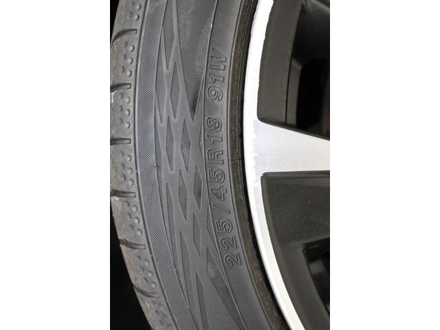 レヴォーグ ＳＴＩスポーツ　ＥＸ　禁煙　スマートリアビューミラー　純正１１．６インチナビ　Ｆ・Ｓ・Ｂカメラ　フルセグ　本革シート　レーダークルーズ　アイサイトＸ　電動リアゲート　シートエアコン　パワーシート　純正１８インチＡＷ　ＥＴＣ（24枚目）