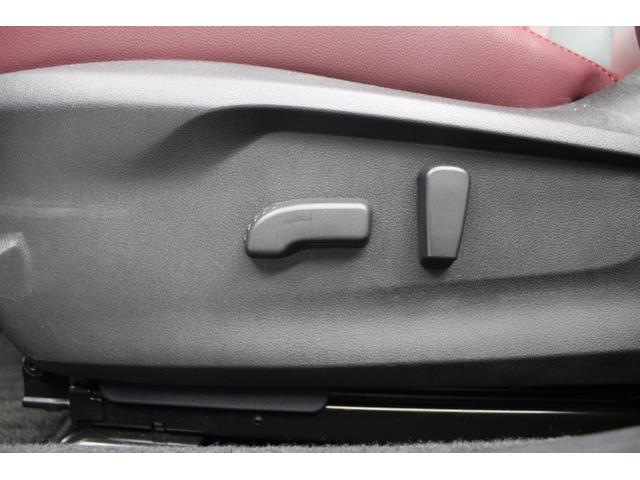 レヴォーグ ＳＴＩスポーツ　ＥＸ　禁煙　スマートリアビューミラー　純正１１．６インチナビ　Ｆ・Ｓ・Ｂカメラ　フルセグ　本革シート　レーダークルーズ　アイサイトＸ　電動リアゲート　シートエアコン　パワーシート　純正１８インチＡＷ　ＥＴＣ（39枚目）