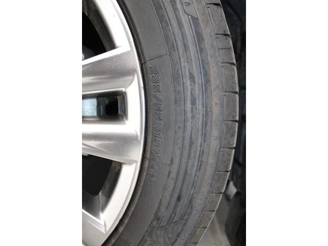 ハリアーハイブリッド プレミアム　アドバンスドパッケージ　禁煙車　サンルーフ　ＪＢＬサウンド　ＯＰ９．２インチナビ　パノラミックビューモニター　おくだけ充電　電動バックドア　ハーフレザー　パワーシート　ＬＥＤヘッドライト　レーダークルーズ　フルセグ（22枚目）