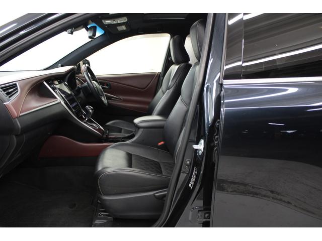 ハリアーハイブリッド プレミアム　アドバンスドパッケージ　禁煙車　サンルーフ　ＪＢＬサウンド　ＯＰ９．２インチナビ　パノラミックビューモニター　おくだけ充電　電動バックドア　ハーフレザー　パワーシート　ＬＥＤヘッドライト　レーダークルーズ　フルセグ（40枚目）