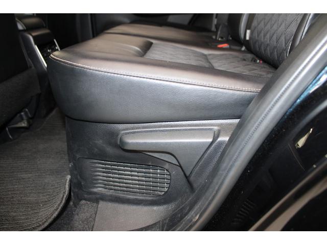 ハリアーハイブリッド プレミアム　アドバンスドパッケージ　禁煙車　サンルーフ　ＪＢＬサウンド　ＯＰ９．２インチナビ　パノラミックビューモニター　おくだけ充電　電動バックドア　ハーフレザー　パワーシート　ＬＥＤヘッドライト　レーダークルーズ　フルセグ（44枚目）