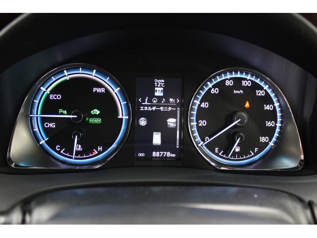 ハリアーハイブリッド プレミアム　アドバンスドパッケージ　禁煙車　サンルーフ　ＪＢＬサウンド　ＯＰ９．２インチナビ　パノラミックビューモニター　おくだけ充電　電動バックドア　ハーフレザー　パワーシート　ＬＥＤヘッドライト　レーダークルーズ　フルセグ（52枚目）